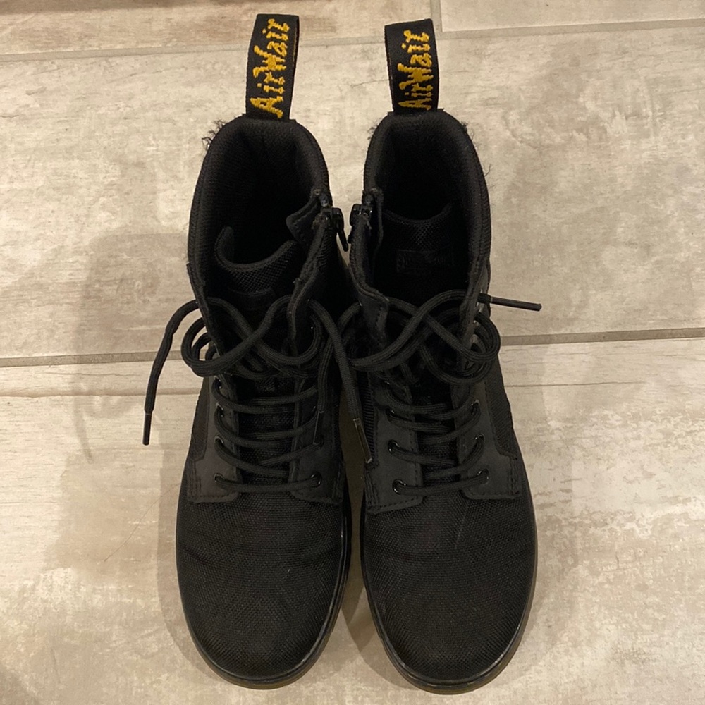 Dr. Marten’s Airwalk Canvas Combat boots Combs J